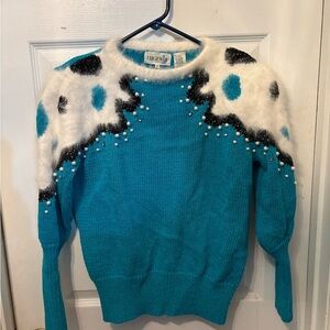Blue and White Women's Sweater‎